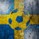 Su�de : Ballon de foot sur mur grunge